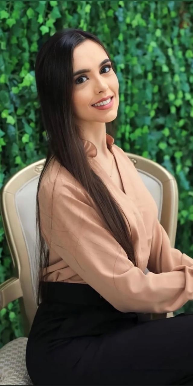 Foto da Dra. Ana Luiza Capistrano